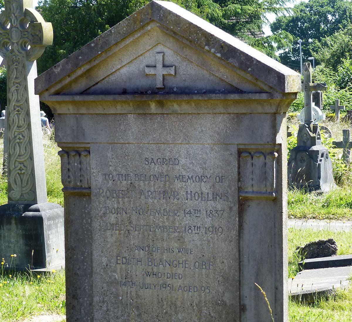 Hollins memorial inscription