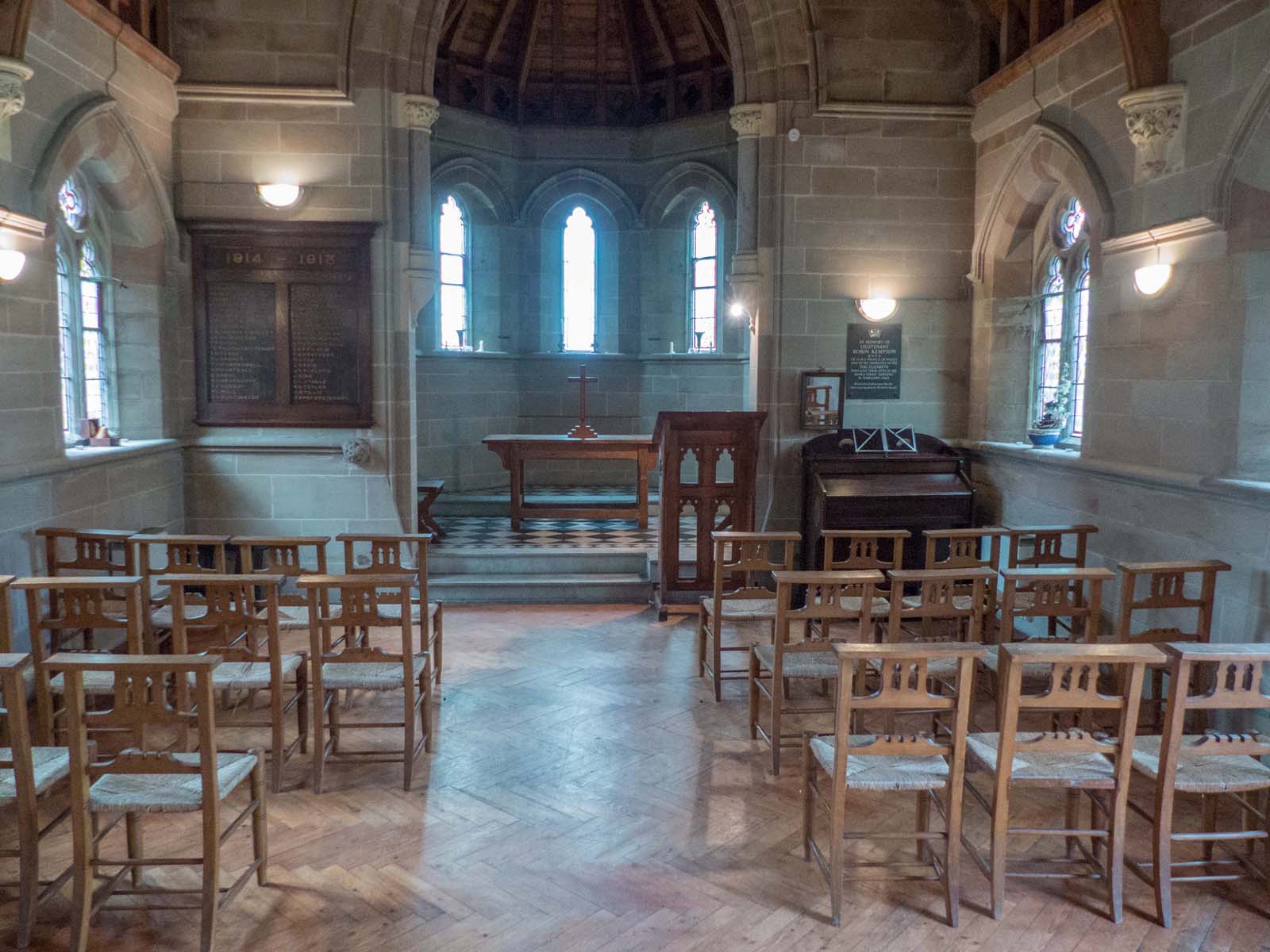 Malvern Wells cemetery chapel interior