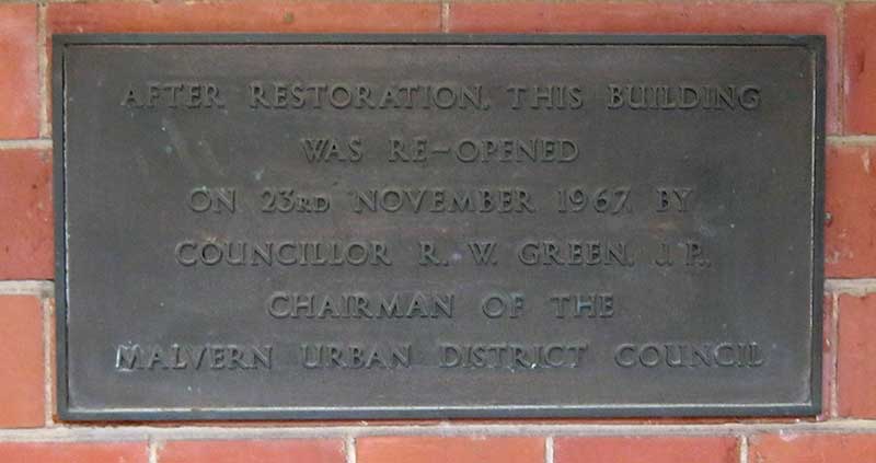 Restoration plaque