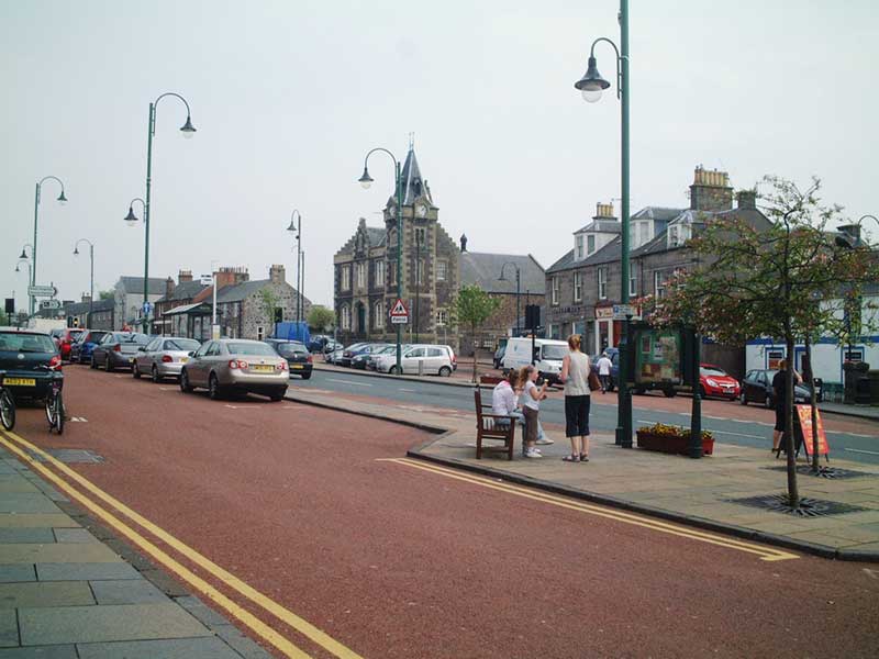 Biggar high street looking north