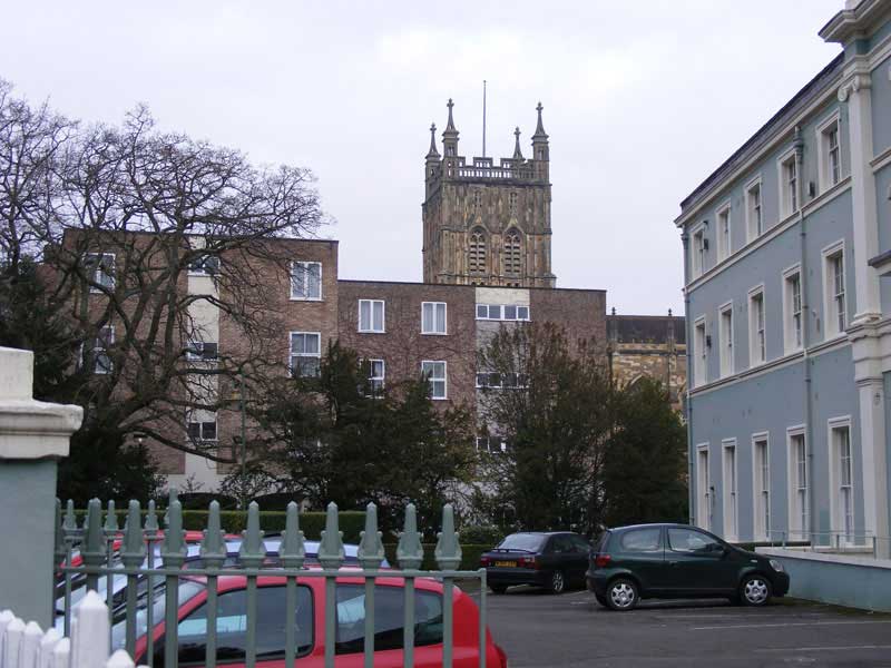 Modern extension to Abbey Hotel